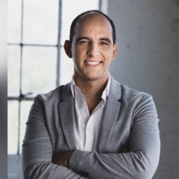 Marcos Valadares